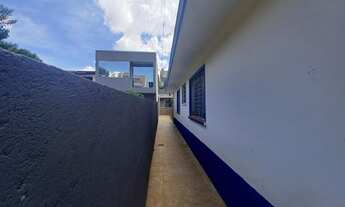 Imagem 6: CASA DE FUNDOS COM 2 QUARTOS