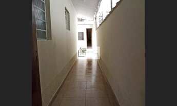 Imagem 2: Casa para aluguel possui 190 metros quadrados com 4 quartos