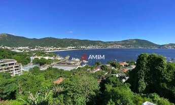 Imagem: Casa com 3 Quartos à Venda, 359 m² por