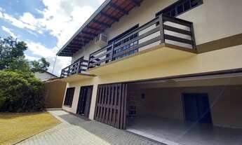 Imagem 7: Sobrado no Floresta c/ 377,00m² ideal p/ moradia ou fins comercial, perfeita conservação !