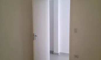 Imagem 5: Casa com 04 cômodos e garagem para locação em Guaianases