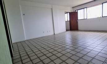 Imagem: Alugo apartamento com 3 quartos com vista