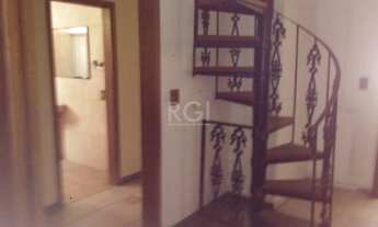 Imagem 3: Casa para Venda - 244m², 2 dormitórios, 4 vagas - Teresópolis