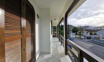 Imagem 5: Casa residencial com 3 quartos para alugar por R$ 2850.00, 250.00 m2 - IRIRIU - JOINVILLE
