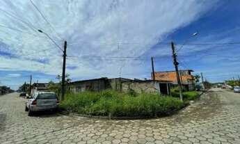 Imagem 4: Casa para venda possui 80 metros quadrados com 1 quarto em Laranjeiras - Itanhaém - SP