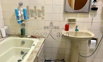 Imagem 7: Casa a Venda - Bosque dos Eucaliptos - 03 Dorms - 200m²