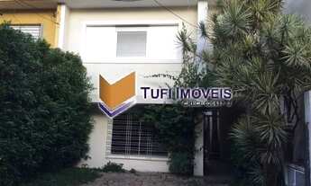 Imagem: More em uma Linda Casa de Vila no Campo