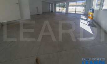 Imagem 6: CASA EM CONDOMÍNIO - ALPHAVILLE - SP