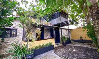 Imagem: Pequeno condomínio familiar a Venda Casas