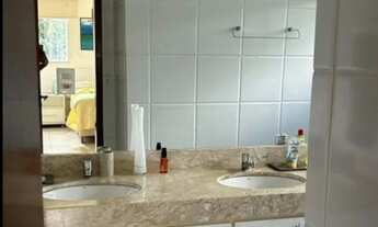 Imagem 3: Venda de Casa de Luxo em Camaçari-BA: 4 Quartos, 3 Suítes, 3 Banheiros, 2 Vagas de Garagem