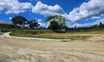 Imagem 6: Lote/Terreno para venda possui 800 metros quadrados em Lambarí - Guararema - São Paulo