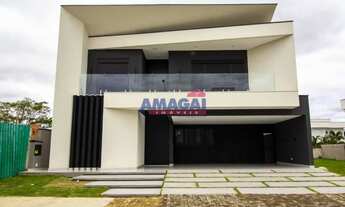 Imagem 2: Casa Imponente no Jardim do Golfe