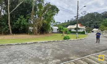 Imagem 3: Terreno com 1.425m² à venda no Condomínio Gralha Azul - Sambaqui, Florianópolis