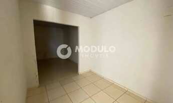 Imagem 4: Casa disponível para locação no bairro Pequis