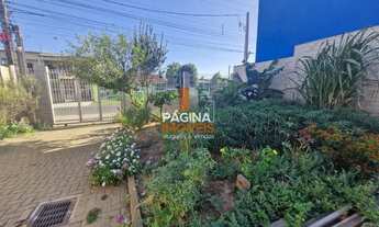 Imagem 2: Página 1 Imóveis anuncia para venda, uma linda casa com 03 dormitórios, no bairro Harmonia