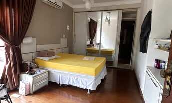 Imagem 6: Casarão no coração da cidade