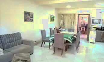 Imagem 7: Casa em Porto Alegre, no bairro Camaquã, com 2 dormitório(s), e 2 banheiros, à v