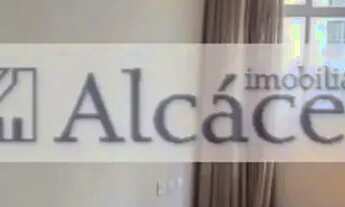 Imagem 2: Imóvel para venda possui 90 metros quadrados com 3 quartos em Bigorrilho - Curitiba - PR