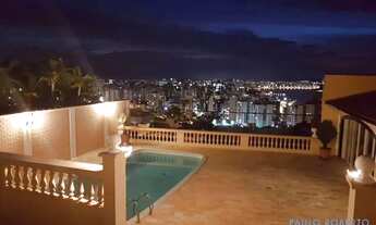 Imagem 6: CASA TÉRREA - CENTRO - SC