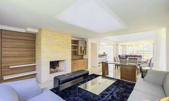 Imagem 4: CASA COM 4 SUÍTES PARA LOCAÇÃO EM CONDOMÍNIO NO CAMPO COMPRIDO EM CURITIBA