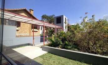 Imagem: Casa local privilegiado com 6 quartos sendo