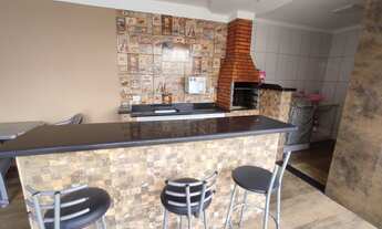 Imagem 2: Térrea para venda possui 172 metros quadrados com 4 quartos