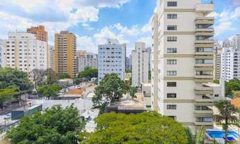 Imagem 7: Apartamento para venda possui 196 metros quadrados com 4 quartos em Moema - São Paulo - SP