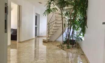 Imagem 7: Casa de condomínio para venda tem 540 metros quadrados com 4 quartos