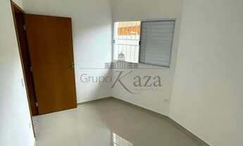 Imagem 2: Casa de 3 Dormitórios com Suíte na Vila Industrial Recém Construída!