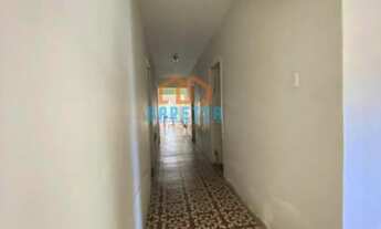 Imagem 1: Alugo uma Òtima no bairro Centro, localizado na cidade de Mossoró / RN. Possui 4 dormitó