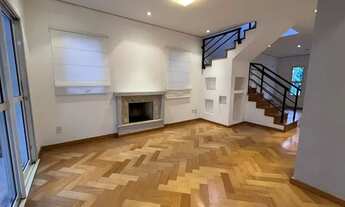 Imagem 6: Casa de condomínio para aluguel e venda possui 180 metros quadrados com 4 quartos