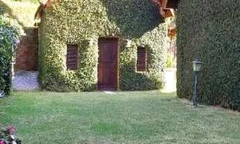 Imagem 4: Casa de condomínio sobrado para venda possui 254 metros quadrados com 4 quartos