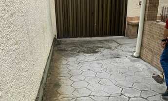 Imagem 2: Pedra de Guaratiba- Centro-Casa 4qtos(2suites)-Rua piemonte