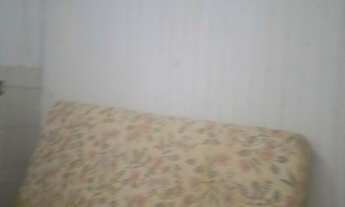 Imagem 3: Aluga-se kitnet Quarto com aluguel por R$1.000 /mês