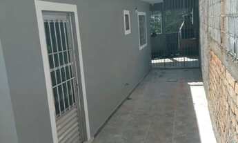 Imagem 2: Casa 2 quartos Sala Cozinha quintal área de serviço garagem