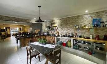 Imagem 5: Casa para venda possui 270 metros quadrados com 4 quartos em Balneário Gaivota - Itanhaém