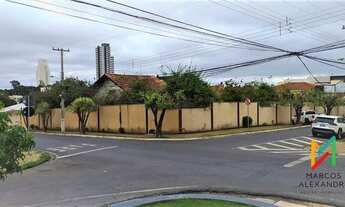 Imagem 2: Casa para Venda em Cuiabá, Jardim Cuiabá, 9 dormitórios, 5 suítes, 7 banheiros, 10 vagas