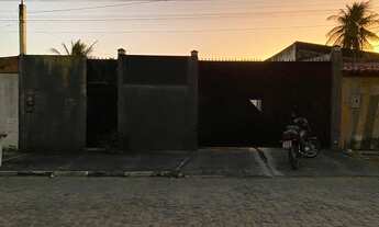 Imagem: Casa no campo limpo no fim da rua já é