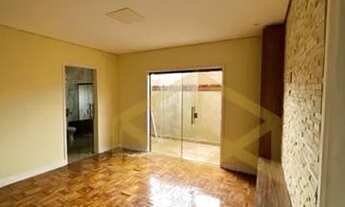 Imagem 2: Casa à venda em Centro