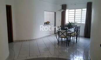 Imagem 7: Casa para alugar, 3 quartos, 1 suíte, 2 vagas, Cidade Jardim - Uberlândia/MG - R$ 4.900,00