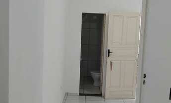 Imagem 5: Quitinete de R$700 a R$750,00, incluso água luz e Wi-Fi