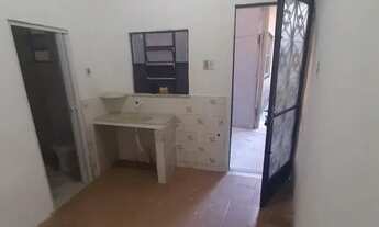 Imagem 6: KITNET- 550,00 NÃO PAGA LUZ OU ÁGUA