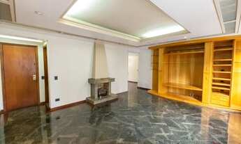 Imagem 3: Lindo ap200m² no coração do Batel, melhor custo/benefício 1suíte e 2demi-suites, 2garagem