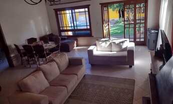 Imagem 2: Casa para Venda - 693.6m², 5 dormitórios, sendo 3 suites, 4 vagas - Hípica