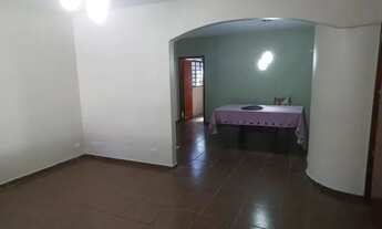 Imagem 4: Casa térrea para venda possui 318 m com 5 quartos terreno 490 m em Jardim América - Goiâni