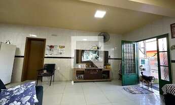 Imagem 2: Casa à Venda - Santos Dumond, 4 Quartos, 240 m2