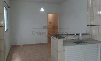 Imagem 2: Casa para aluguel possui 442 metros quadrados com 2 quartos