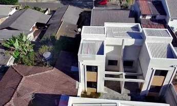 Imagem 5: Sobrado para Venda em Curitiba, Alto Boqueirão, 2 dormitórios, 2 banheiros, 1 vaga