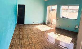 Imagem: Casa à venda com 03 dormitórios (sendo