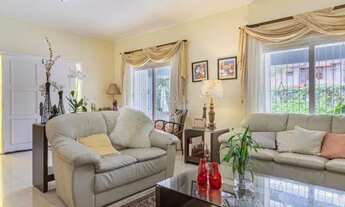 Imagem 4: Casa a venda com 3 quartos, 4 vagas e 285m2 no bairro Ipanema, na zona sul de Porto Alegre